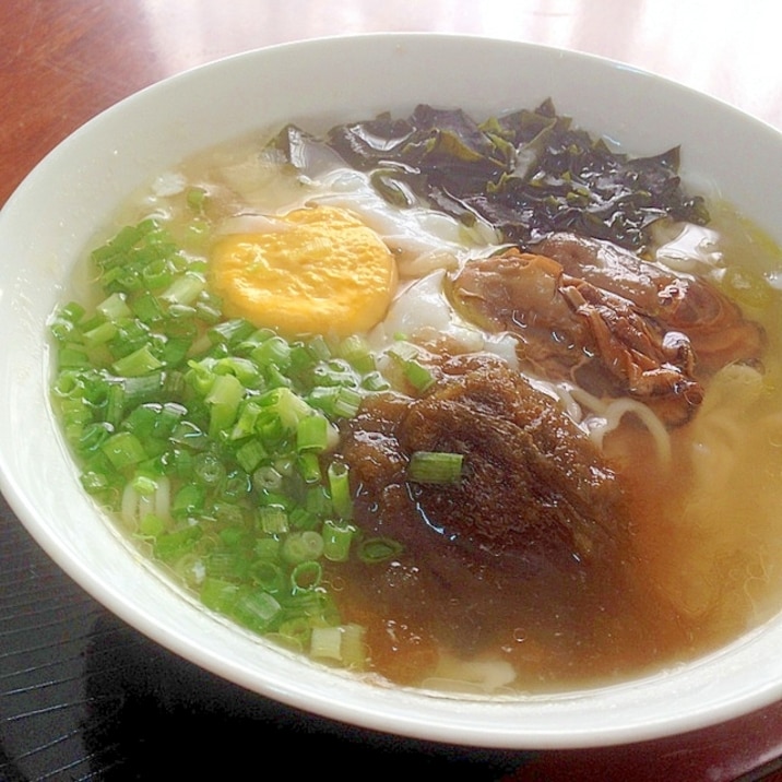 ひと手間で！インスタントラーメンを美味しく食べる術